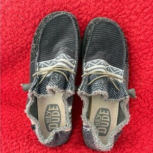 Hey Dude Women's Gray and Black Loafers